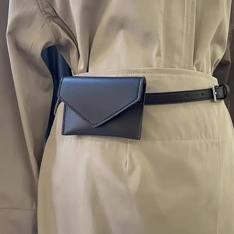 The Wayfarer -- Convertible Belt Bag