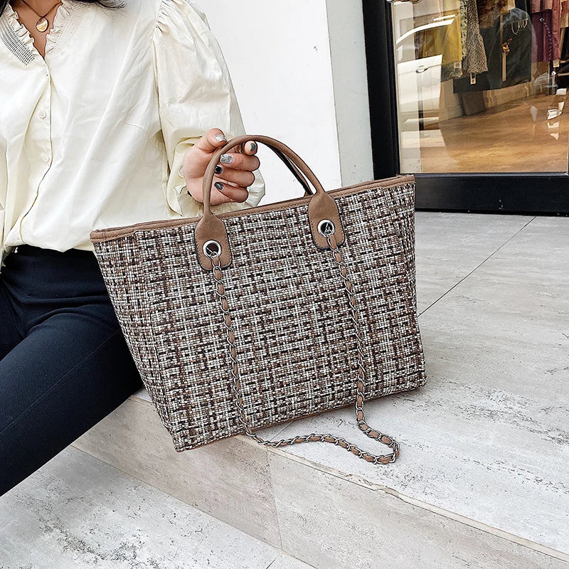 City Weave — Chain-Detail Shopper Tote