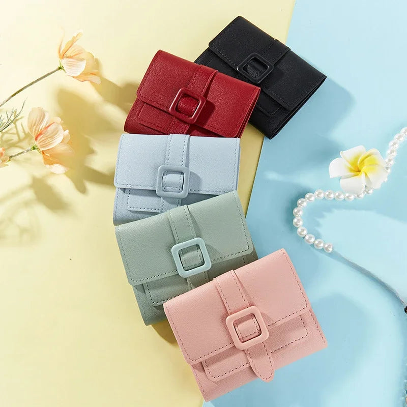 Buckle Study — Compact Folding Wallet