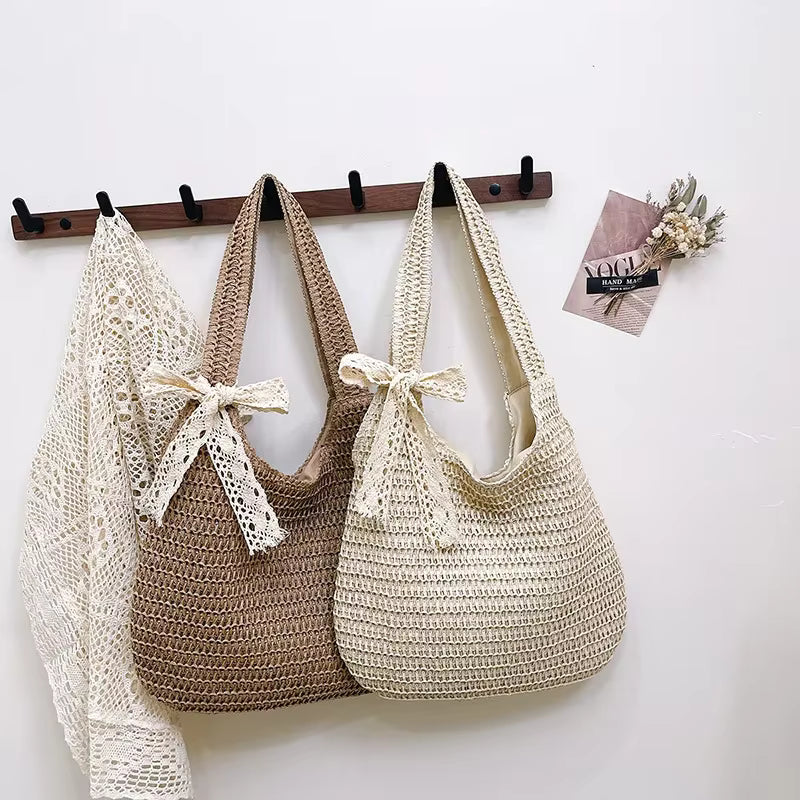 Summer Loop — Woven Rattan Shoulder Bag