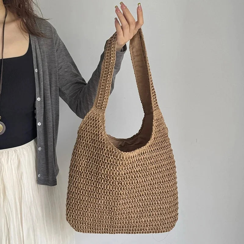 Summer Loop — Woven Rattan Shoulder Bag