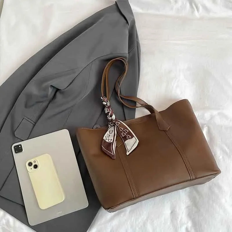 Contour — Contrast-Trim Shoulder Tote